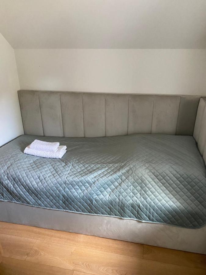 Apartamenty Przy Parku Szwedzkim Szczawno-Zdroj Luaran gambar